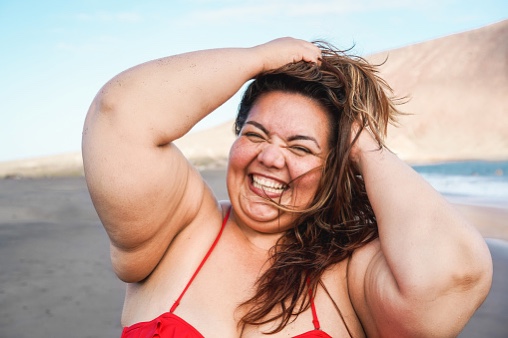 体脂肪の役割とは？過剰なダイエットにはリスクがある？